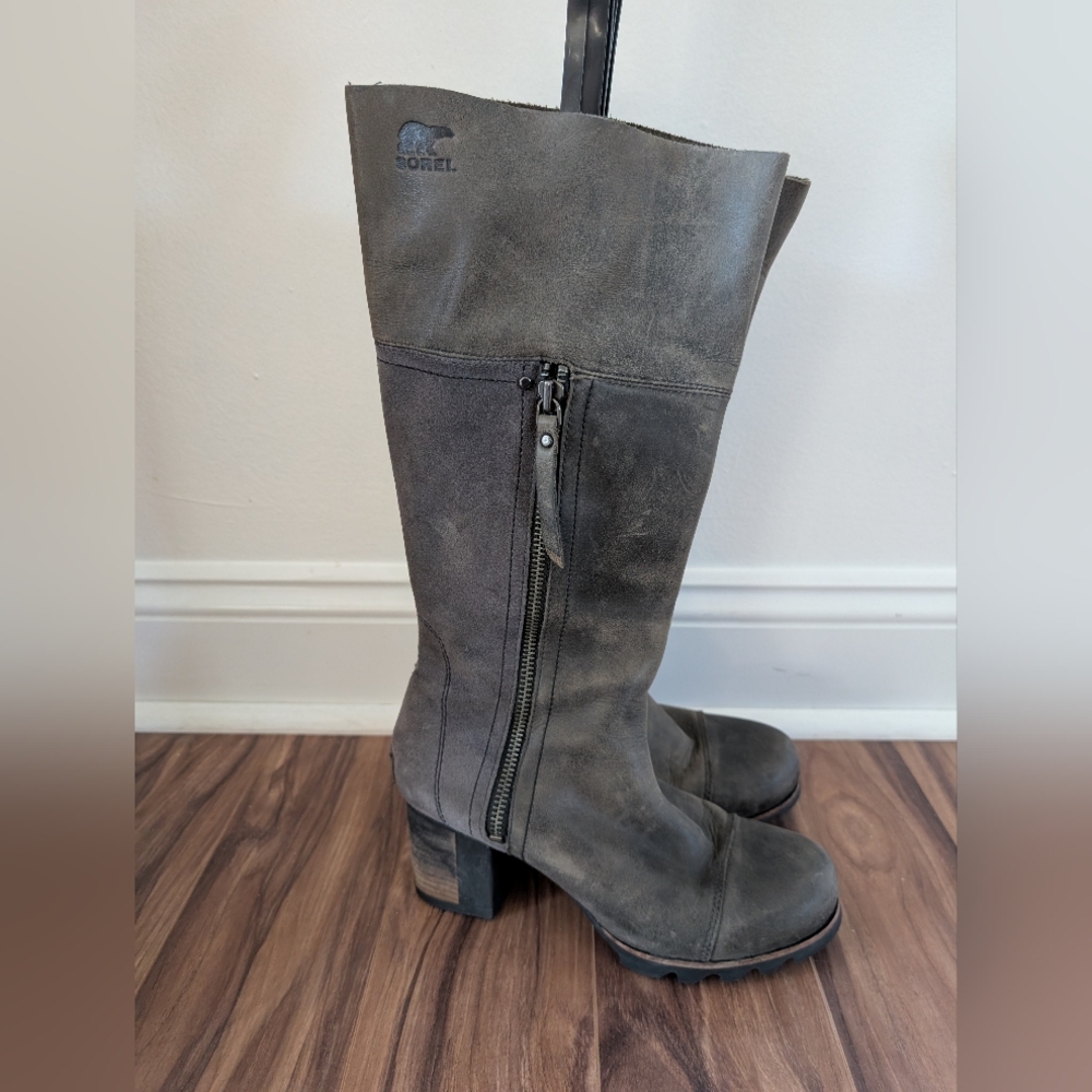 Sorel Boots size:8.5